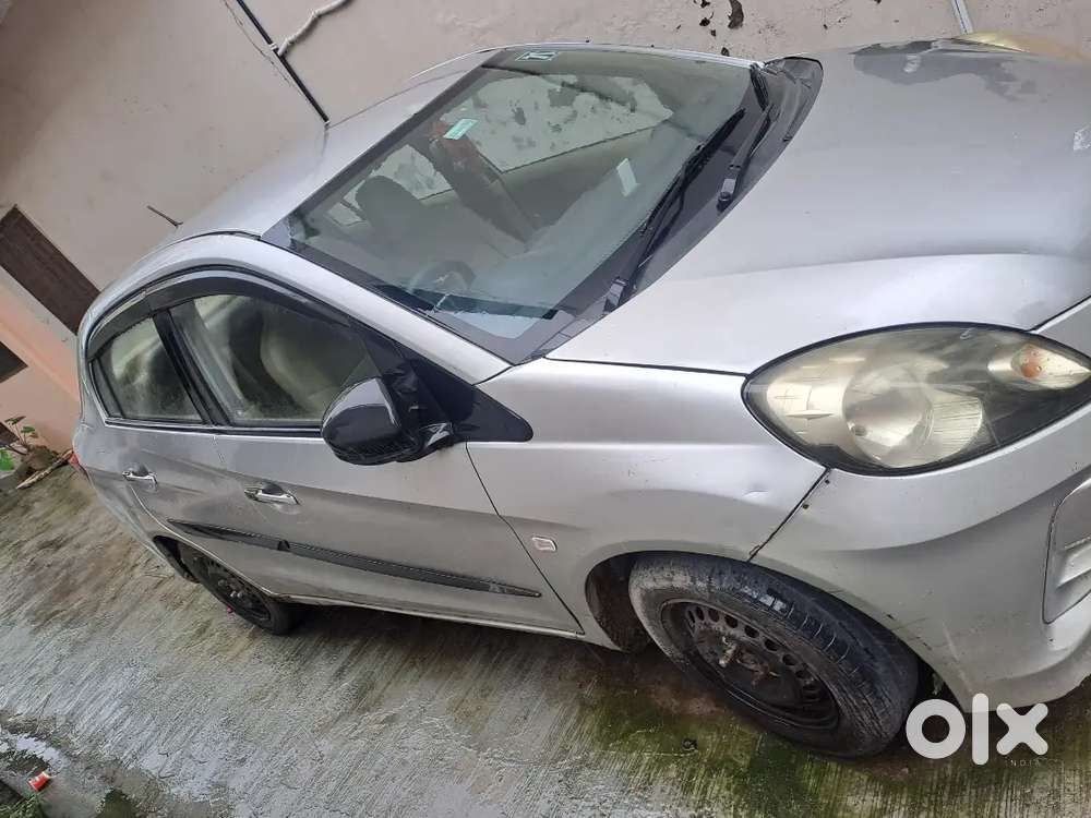 Honda Amaze Diesel 2015
