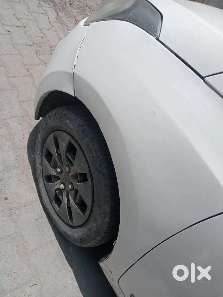 One Hand Chali Car A.c Cooling Nahi Kar Raha Hai