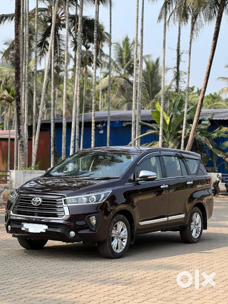 Toyota Innova Crysta 2.8 Z, 2016, Diesel