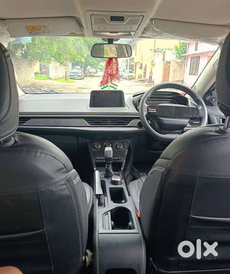 Tata Nexon Smart 1.2 Revotron Petrol 5 Mt, 2024, Petrol