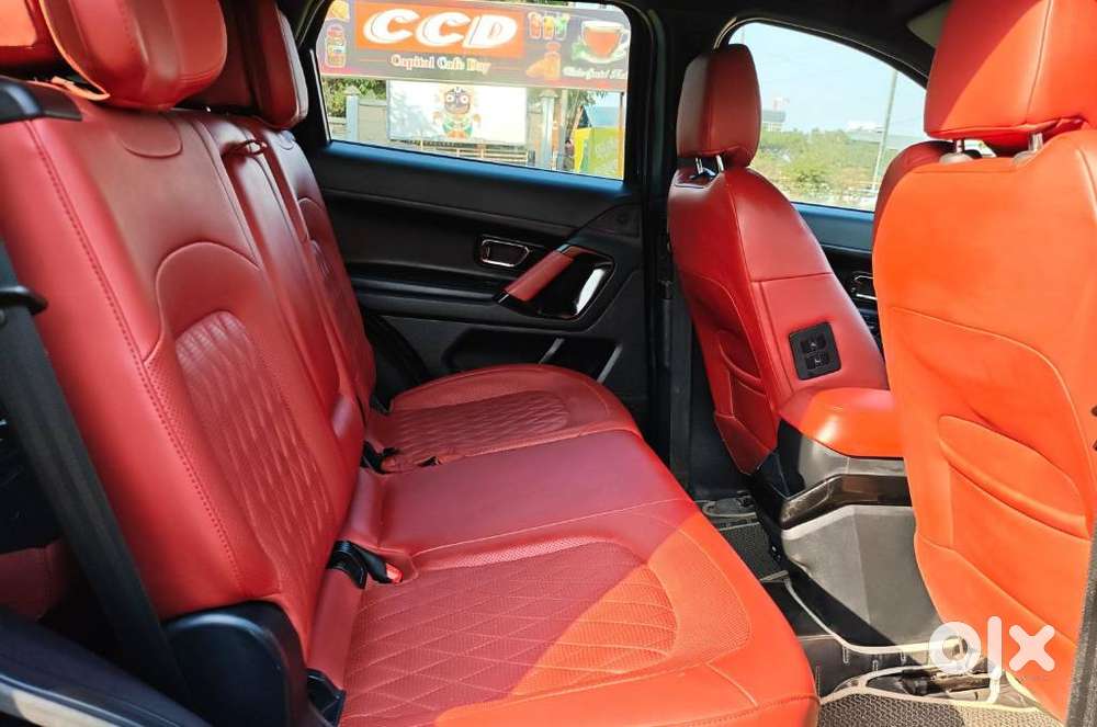 Tata Safari 2.0 Xz Plus 6 S Dark Edition, 2023