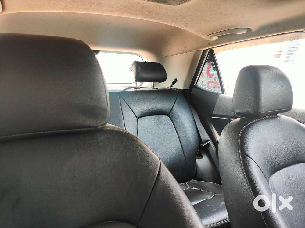 Hyundai Venue 2020 Petrol 40618 Km Driven