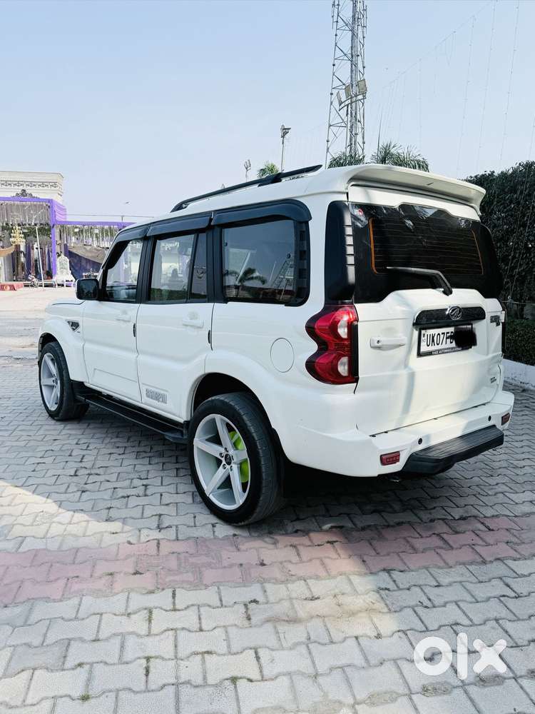 Mahindra Scorpio S11 Mt 7s, 2022, Diesel