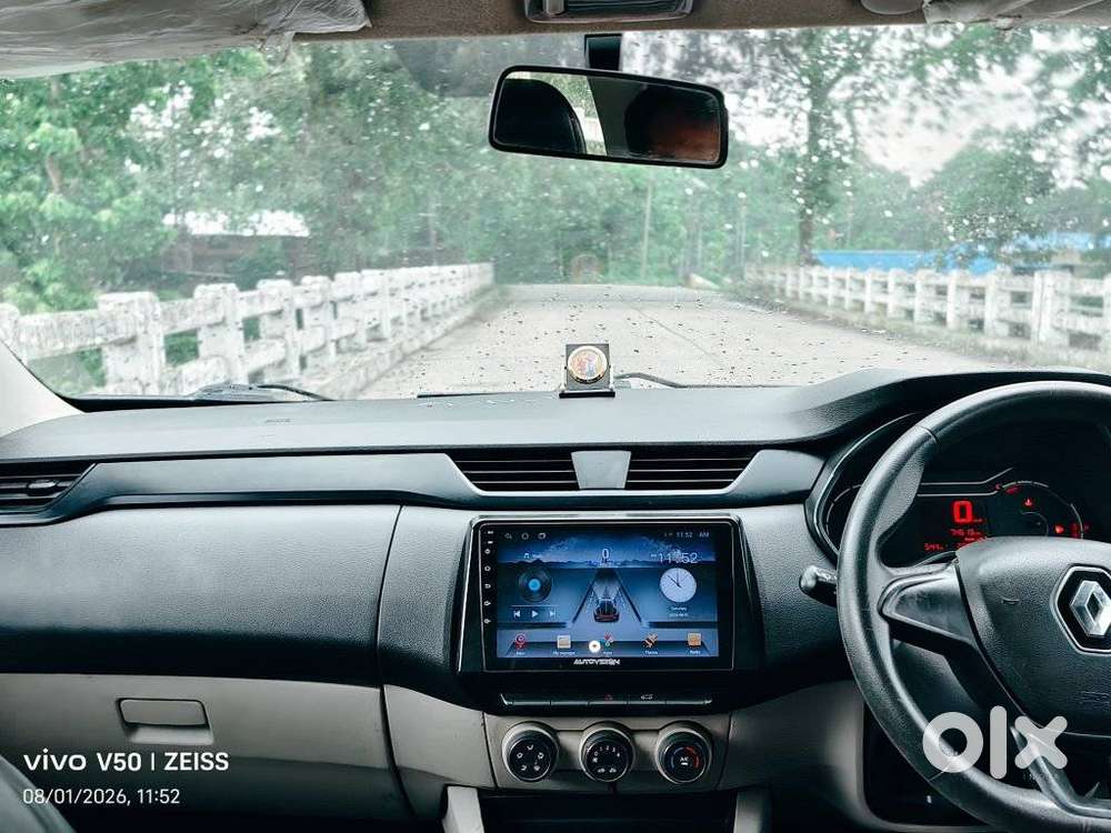 Renault Triber 1.0 Rxe, 2020, Petrol