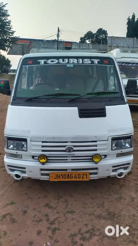 Tata Winger Deluxe 2012