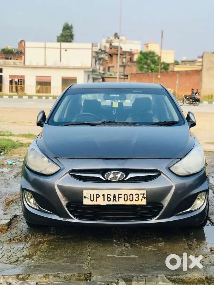 Hyundai Verna 2011