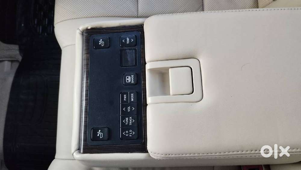 Toyota Camry Hybrid, 2016, Petrol