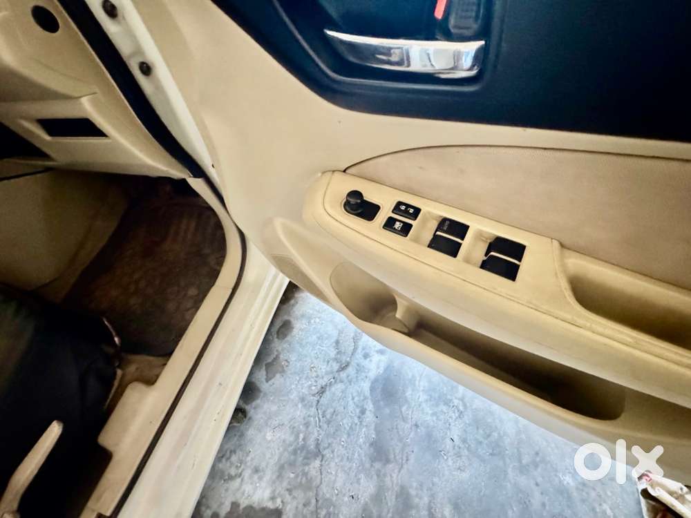 Maruti Suzuki Dzire 2019 Diesel 82000 Km Driven