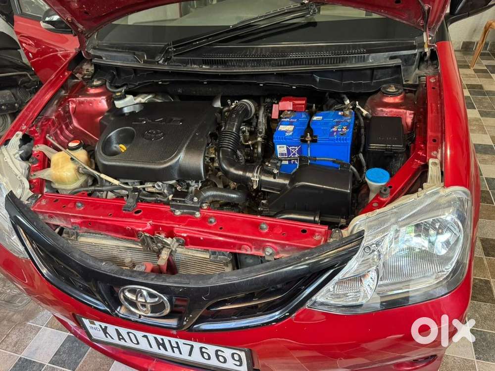 Toyota Etios Liva 2017 Vd Diesel Limited Edition Dual Tone