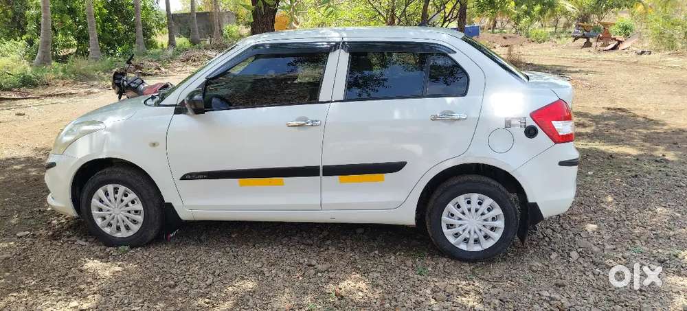 Maruti Suzuki Dzire 2022 Cng & Hybrids 130000 Km Driven