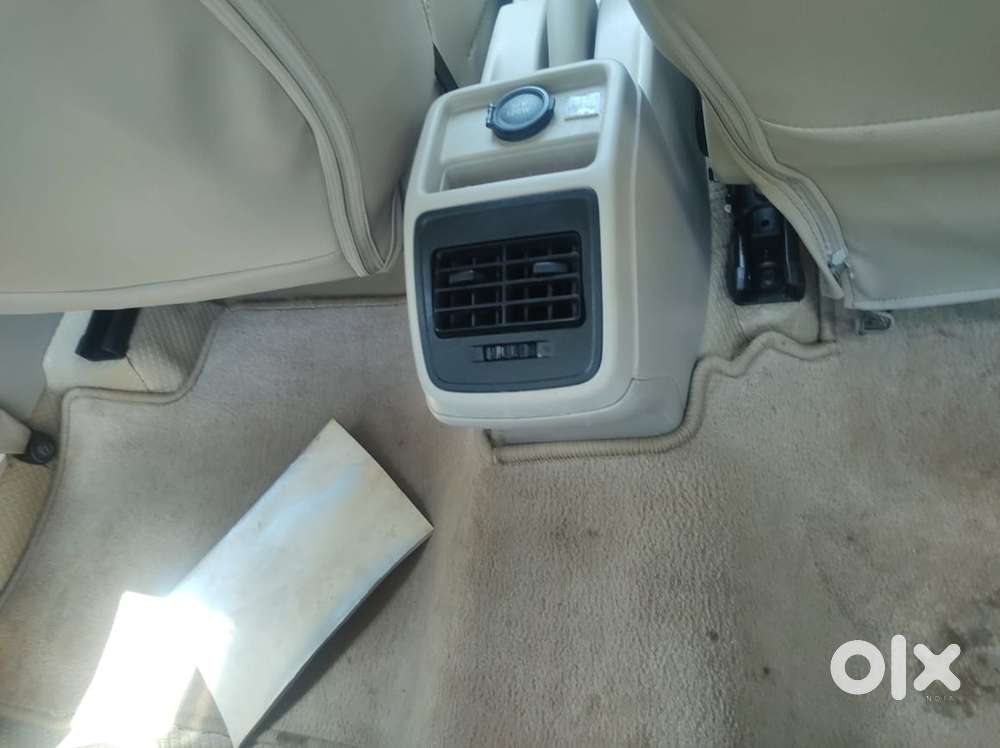 Maruti Suzuki Swift Dzire Vxi(o) Amt, 2018, Petrol