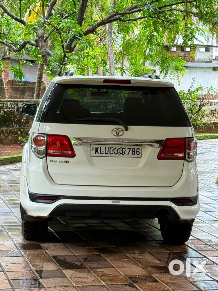Toyota Fortuner Diesel Automatic 2014 Well Maintained