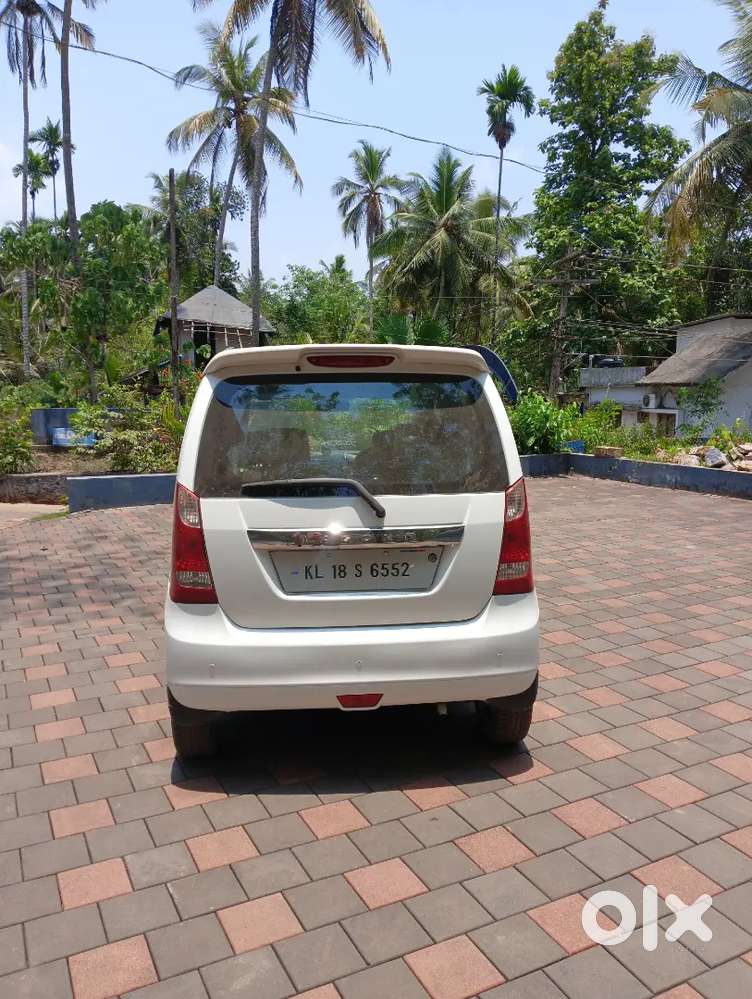 Maruti Suzuki Wagon R Vxi Bs Iv (2017) For Sale Well-maintained Petrol