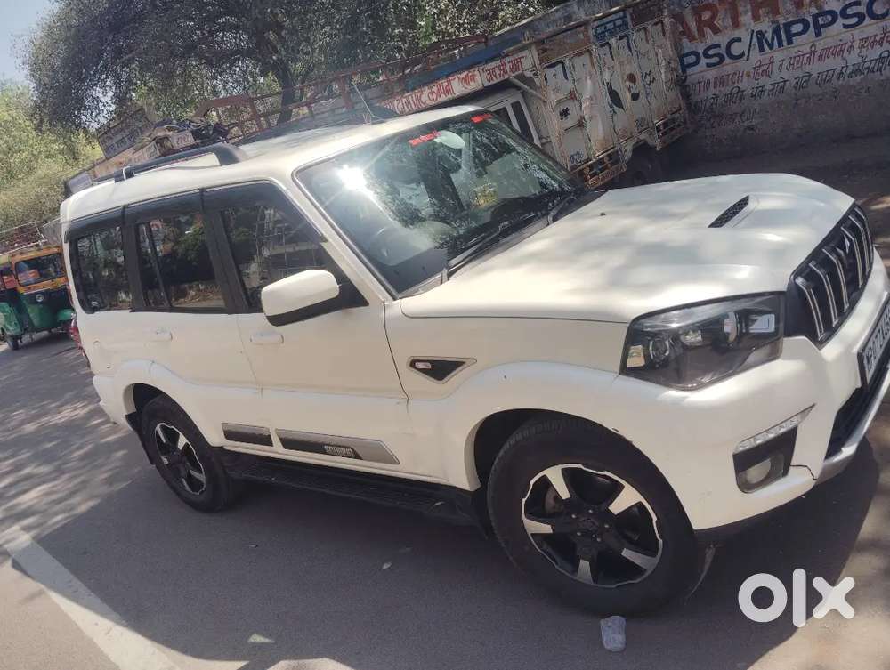 Mahindra Scorpio Classic 2023