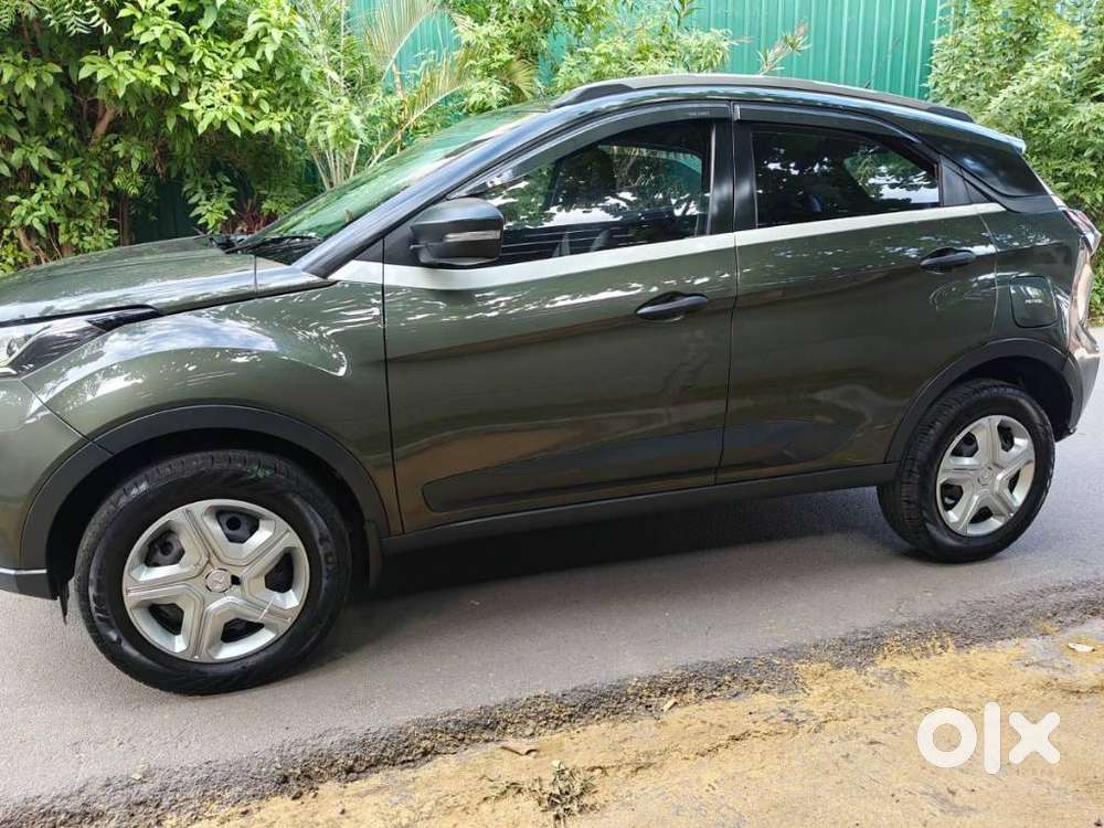 Tata Nexon 1.2 Revotron Xt, 2020, Petrol