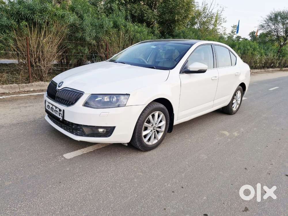 Skoda Octavia Ambition 2.0 Tdi At, 2014, Diesel