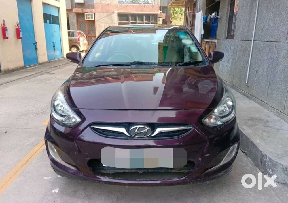 Hyundai Verna Fluidic 1.6 Vtvt Sx, 2011, Cng & Hybrids
