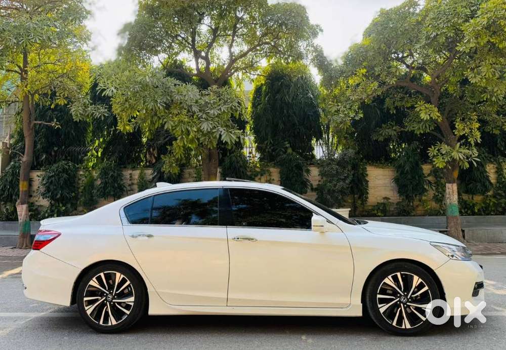 Honda Accord Hybrid Cvt, 2017, Petrol