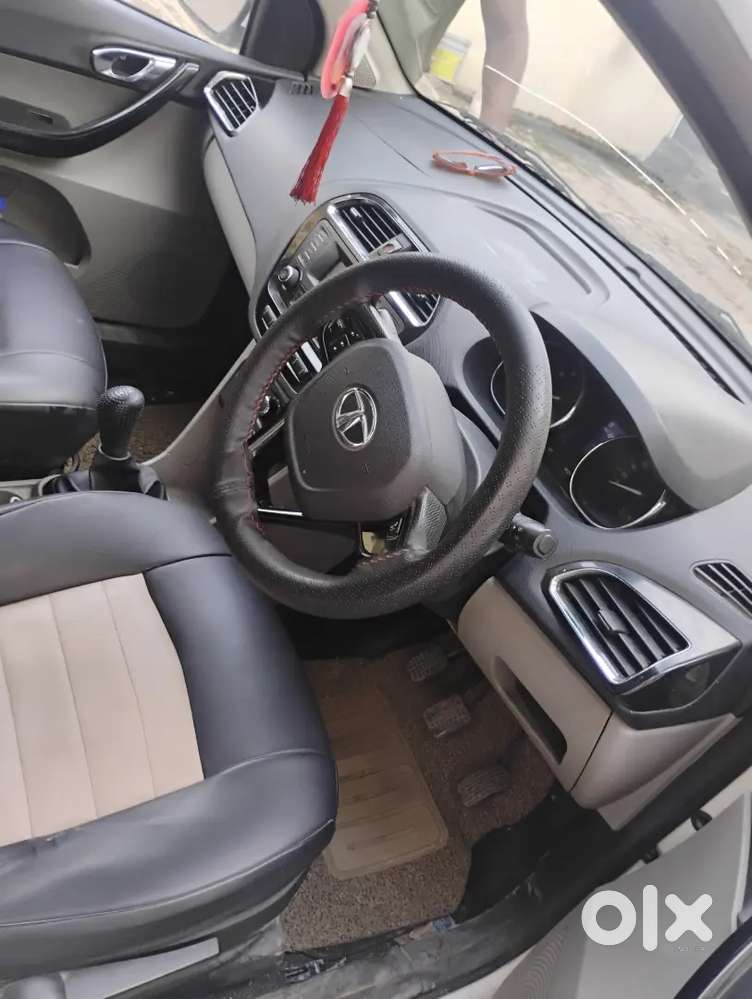 Tata Tiago 2018 Petrol 100000 Km Driven