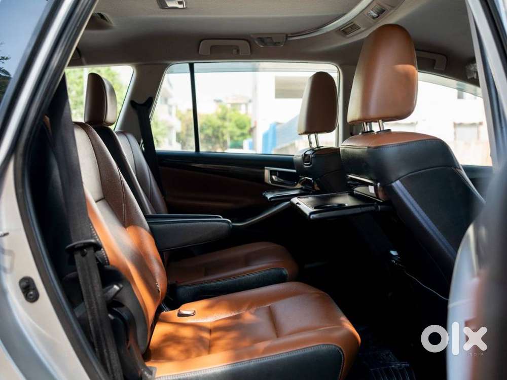 Toyota Innova Crysta 2.8z Automatic, 2021, Petrol
