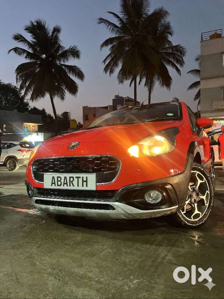 Ka Reg 1st Owner Fiat Urban Cross Abarth  140hp T-jet  Brembo Brakes