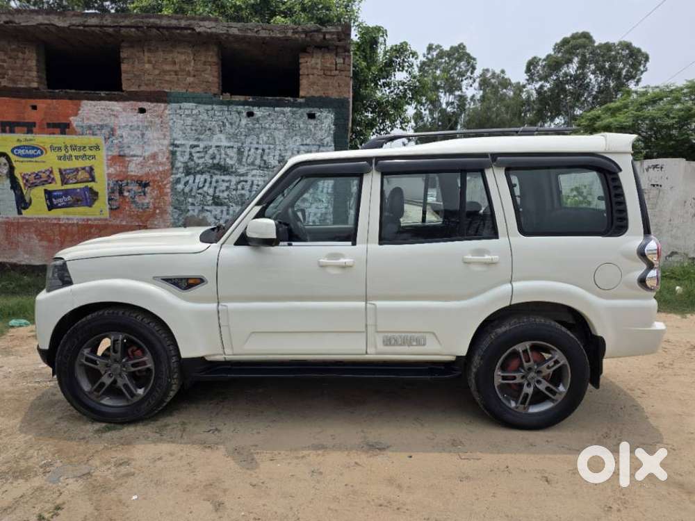 Mahindra Scorpio S6 Plus, 2015, Diesel