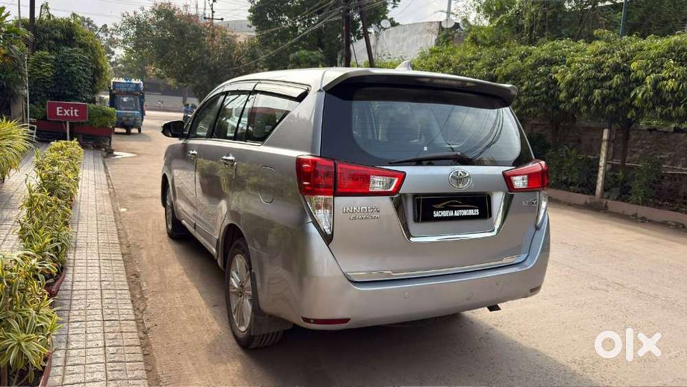 Toyota Innova Crysta 2.8z Automatic, 2017, Diesel