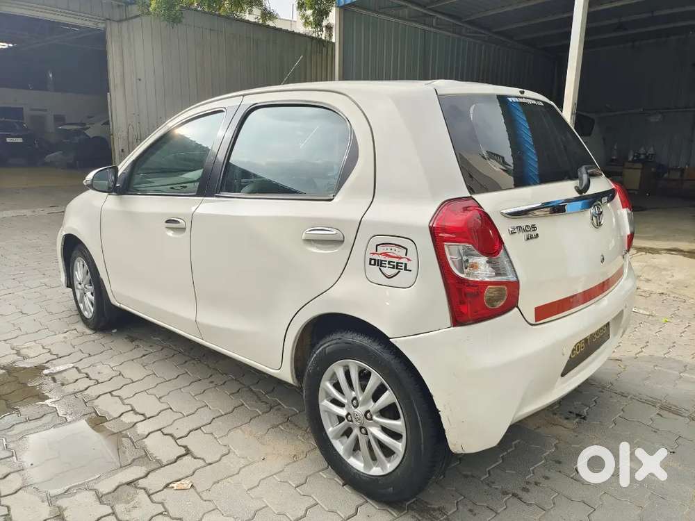 Toyota Etios Liva 2017 Diesel Well Maintained