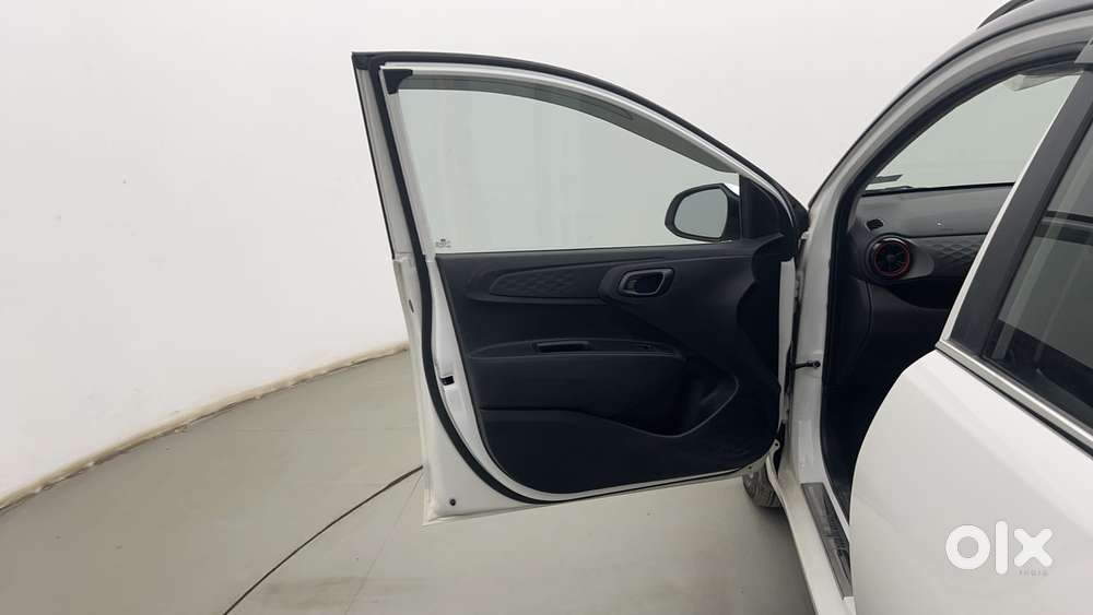 Hyundai Grand I10 Nios Sportz 1.2 Kappa Vtvt Dual Tone, 2022, Petrol