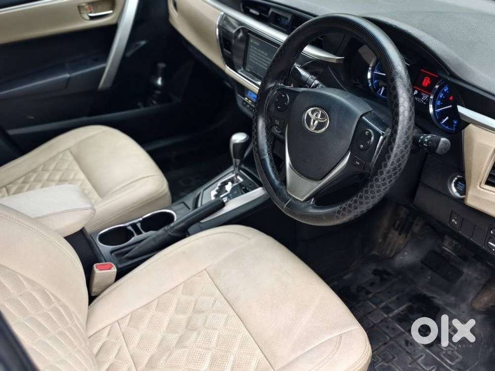 Toyota Corolla Altis, 2014, Petrol