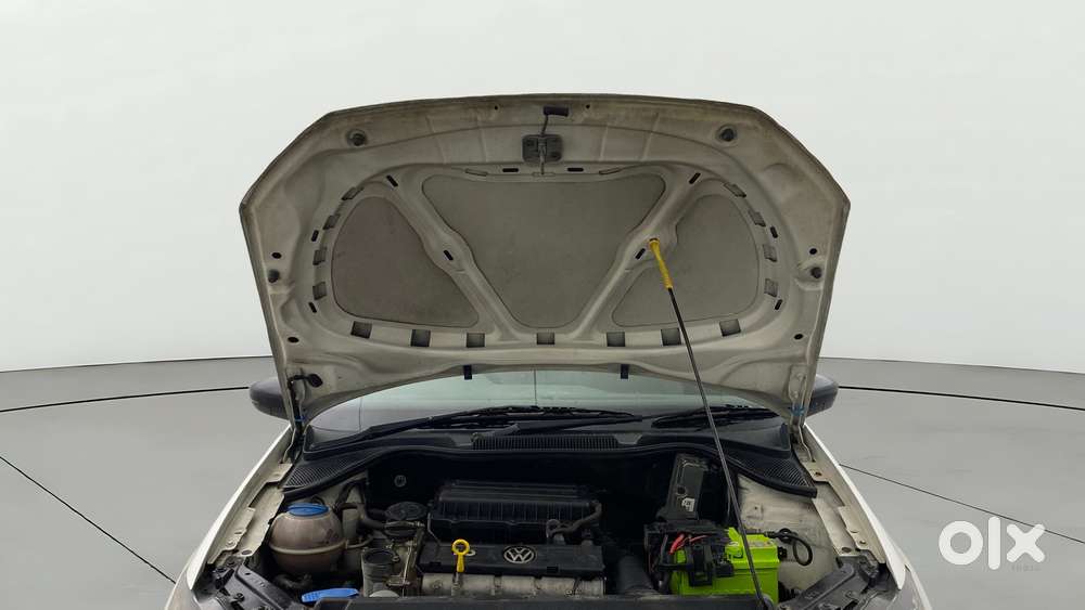 Volkswagen Vento 2013-2015 1.6 Highline, 2016, Petrol