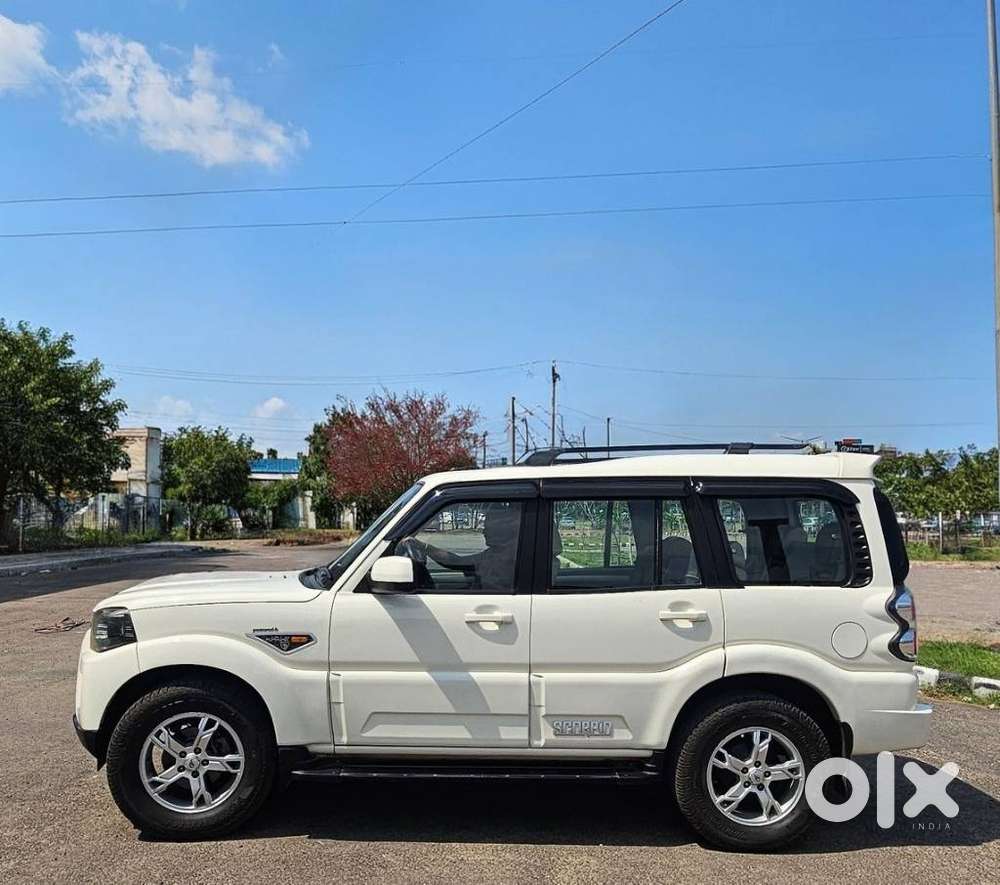Mahindra Scorpio S10 At 2wd, 2017, Diesel