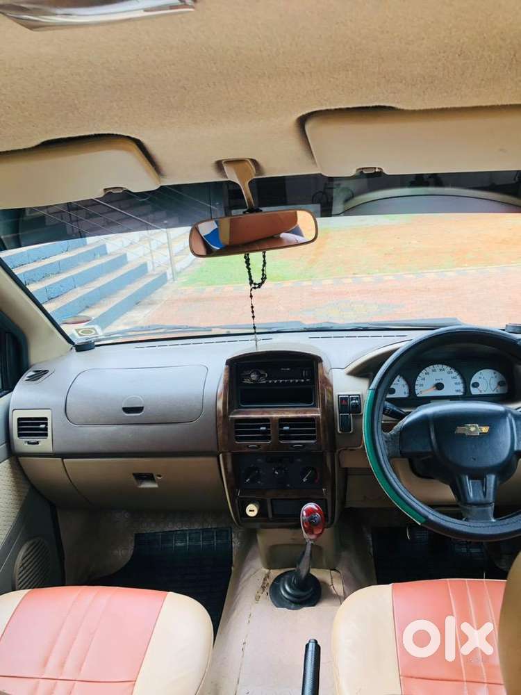 2009 Tavera Neo 2 Single Owner