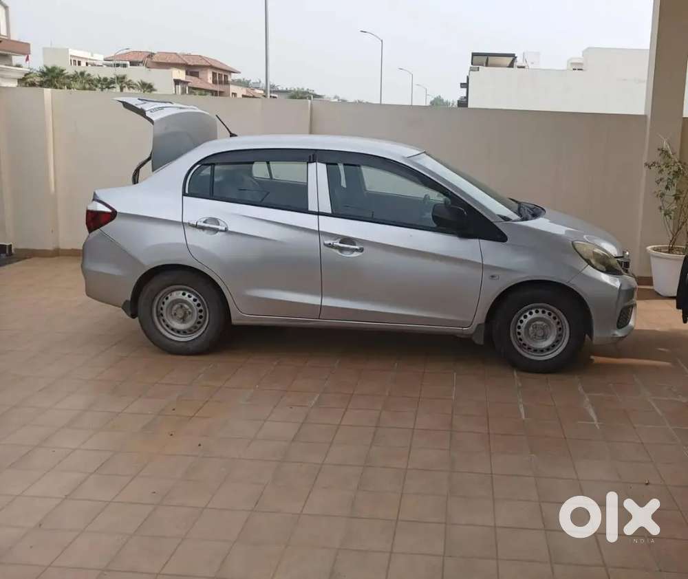 Honda Amaze 2016 Petrol 62000 Km Driven