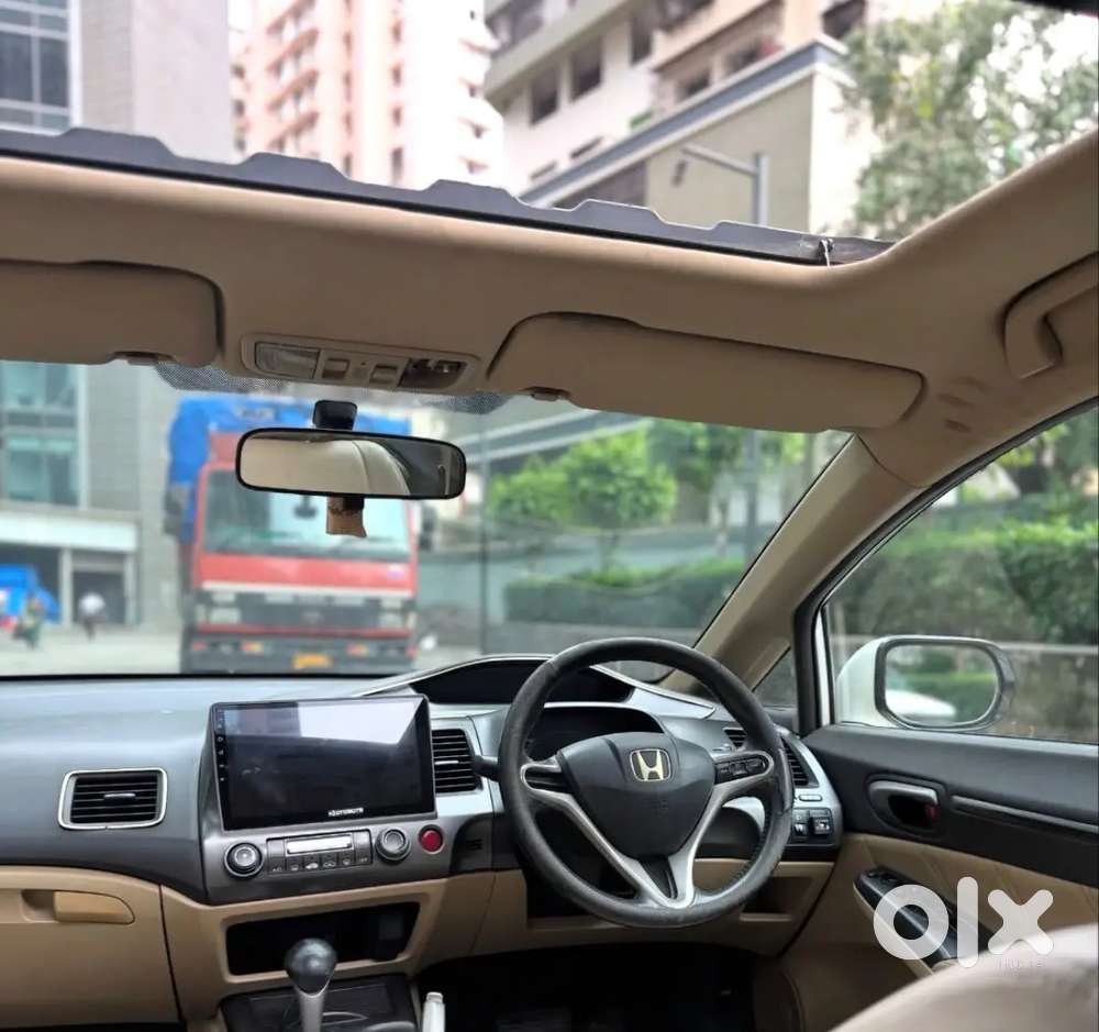 Honda Civic 1.8 Sunroof 2011 Model