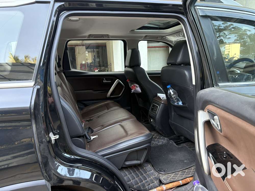 Mahindra Scorpio N Z8 Petrol At 7 Str, 2023, Petrol