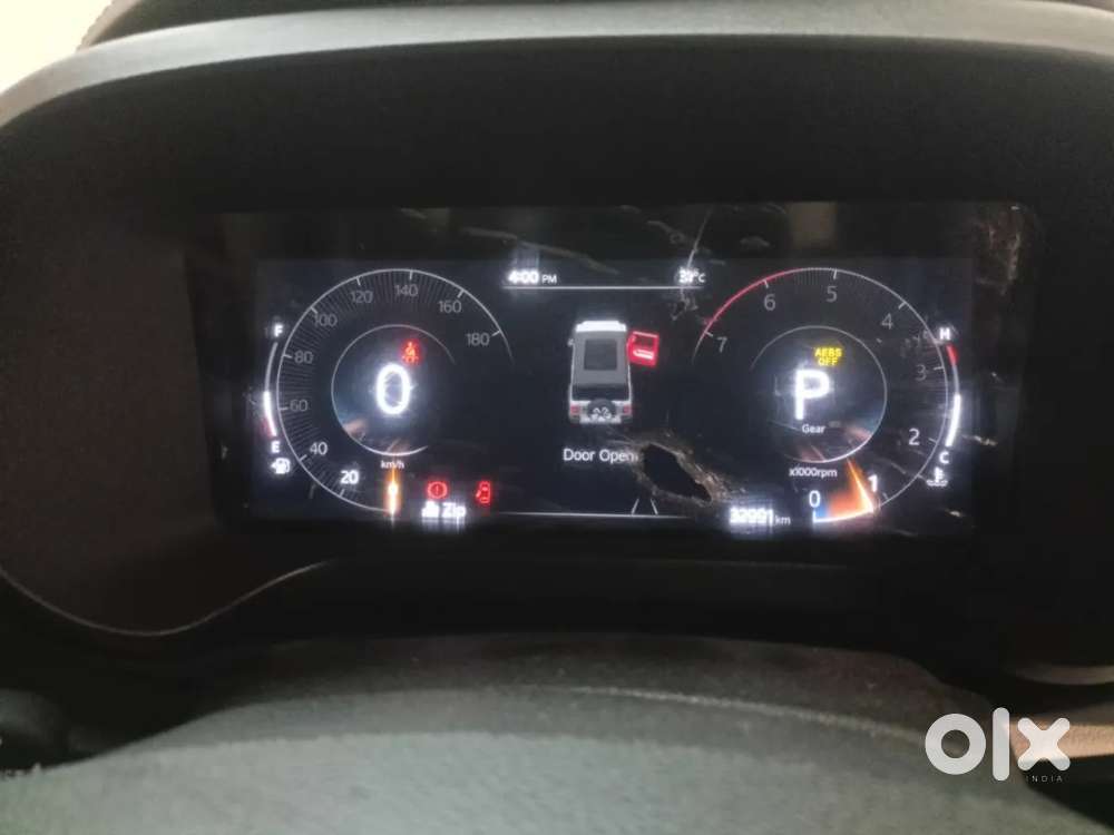 Mahindra Thar Roxx, 2024, Petrol