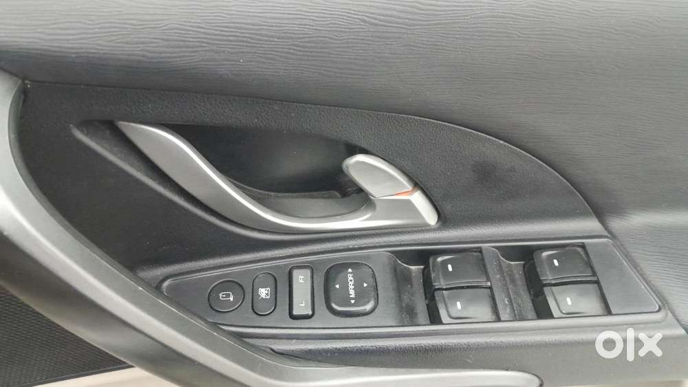 Mahindra Xuv500 At W6 1.99 Mhawk, 2016, Diesel