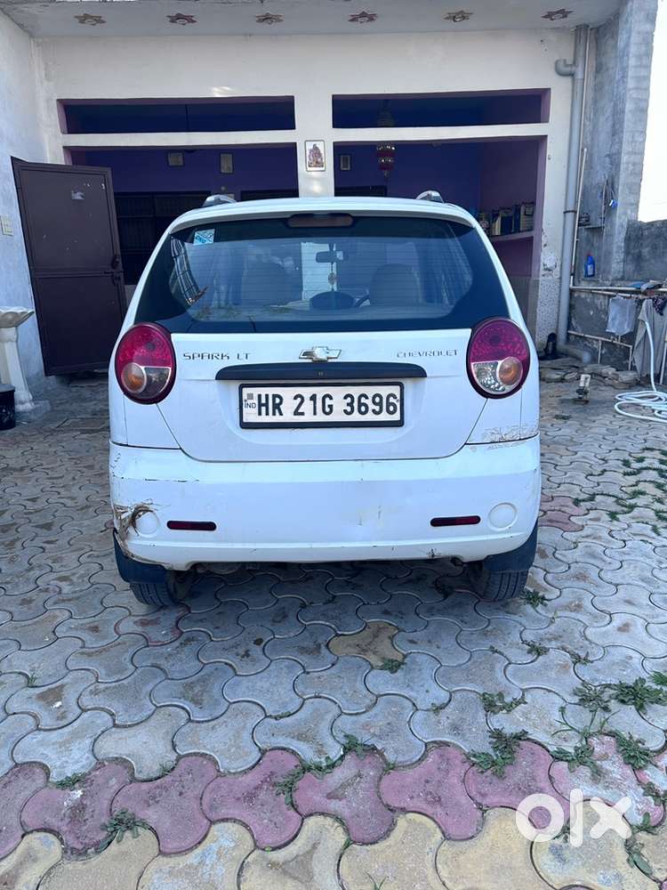 Chevrolet Spark 2011 Cng & Hybrids Good Condition