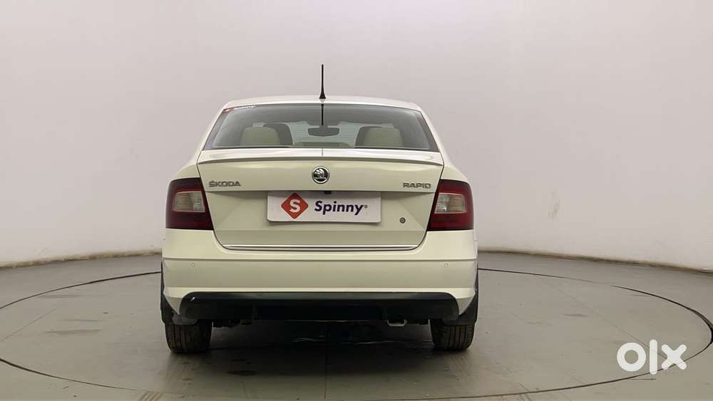 Skoda Rapid 1.0 Style At, 2021, Petrol