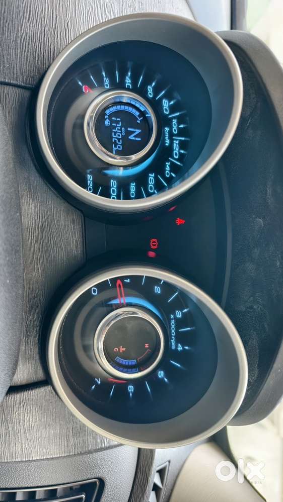 Mahindra Xuv500 Diesel 2015