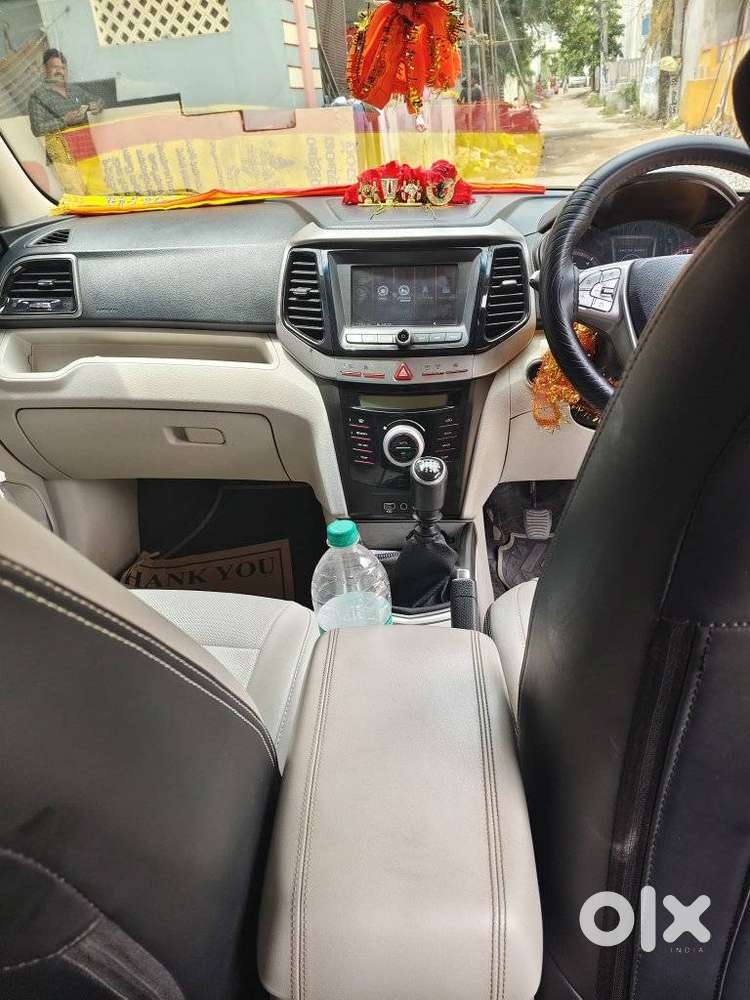 Mahindra Xuv300 W8 Option Dual Tone Diesel, 2023, Diesel