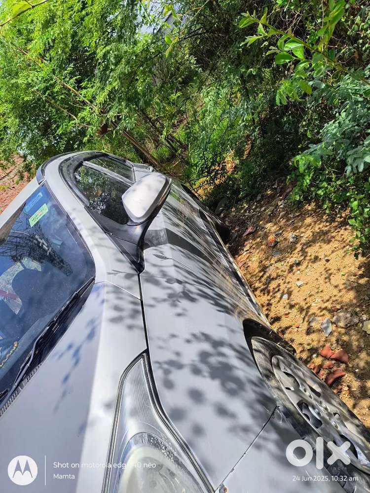 Hyundai Grand I10 2016 Diesel 100000 Km Driven