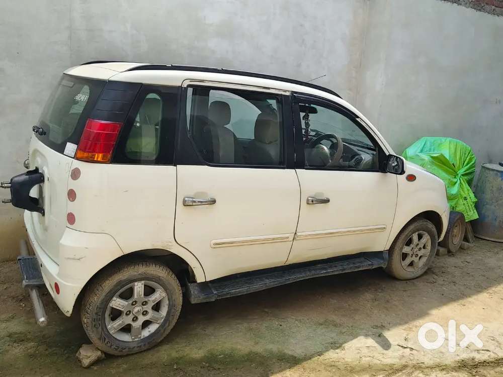 Mahindra Quanto 1.5 C4 2015