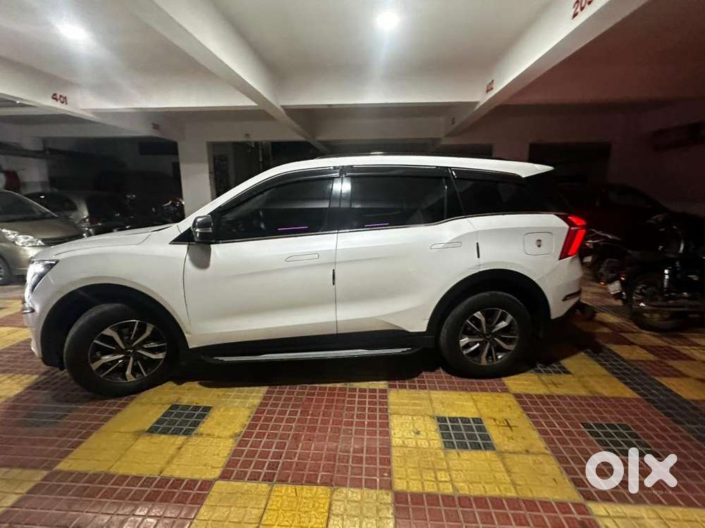 Mahindra Xuv700 2023 Diesel Well Maintained