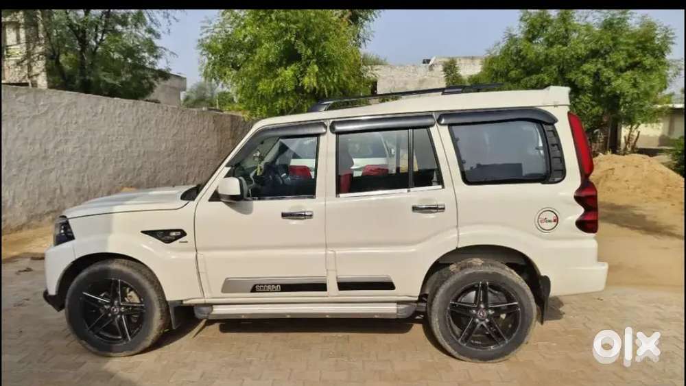 Mahindra Scorpio Classic 2021 Diesel Automatic