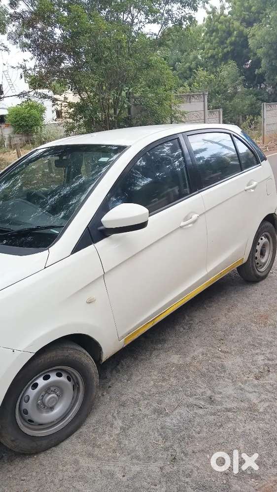 Tata Bolt 1.3 Xe 2017