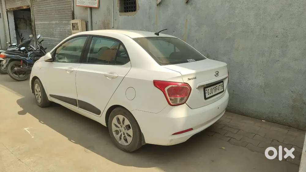 Hyundai Xcent 2014 Diesel 122000 Km Driven