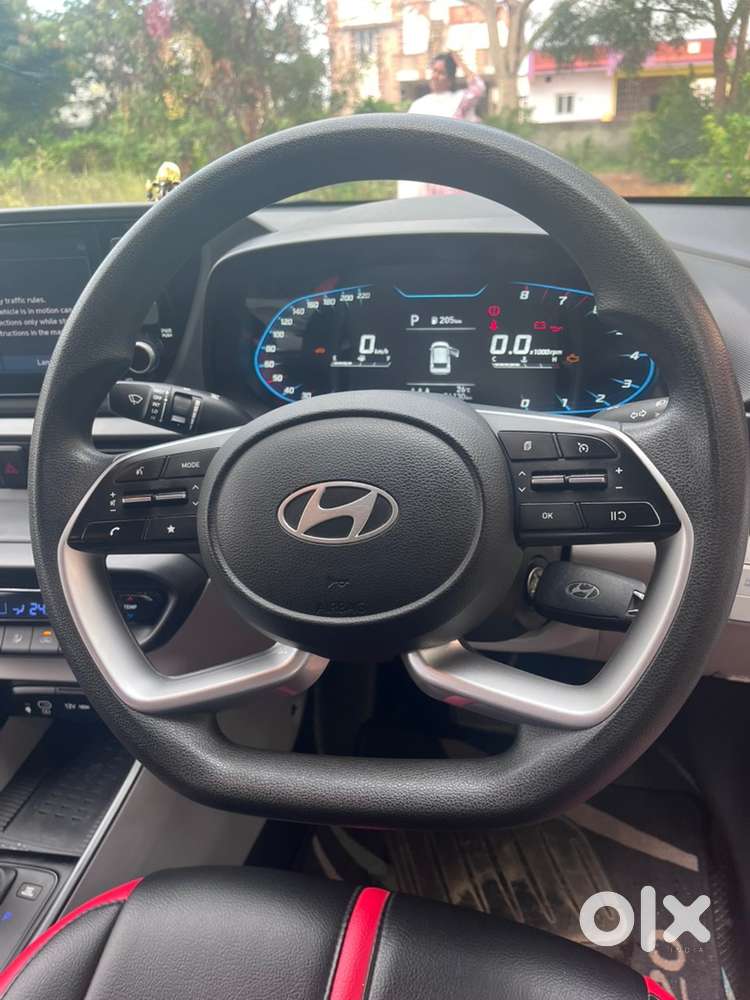 Hyundai I20 Sportz (o) Ivt | Feb 2025 | Sunroof | 1st Owner