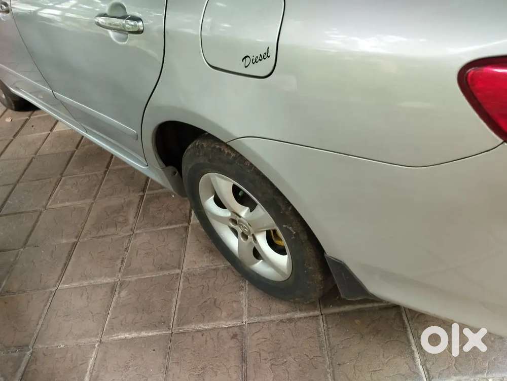 Toyota Corolla Altis 2011 Diesel Well Maintained